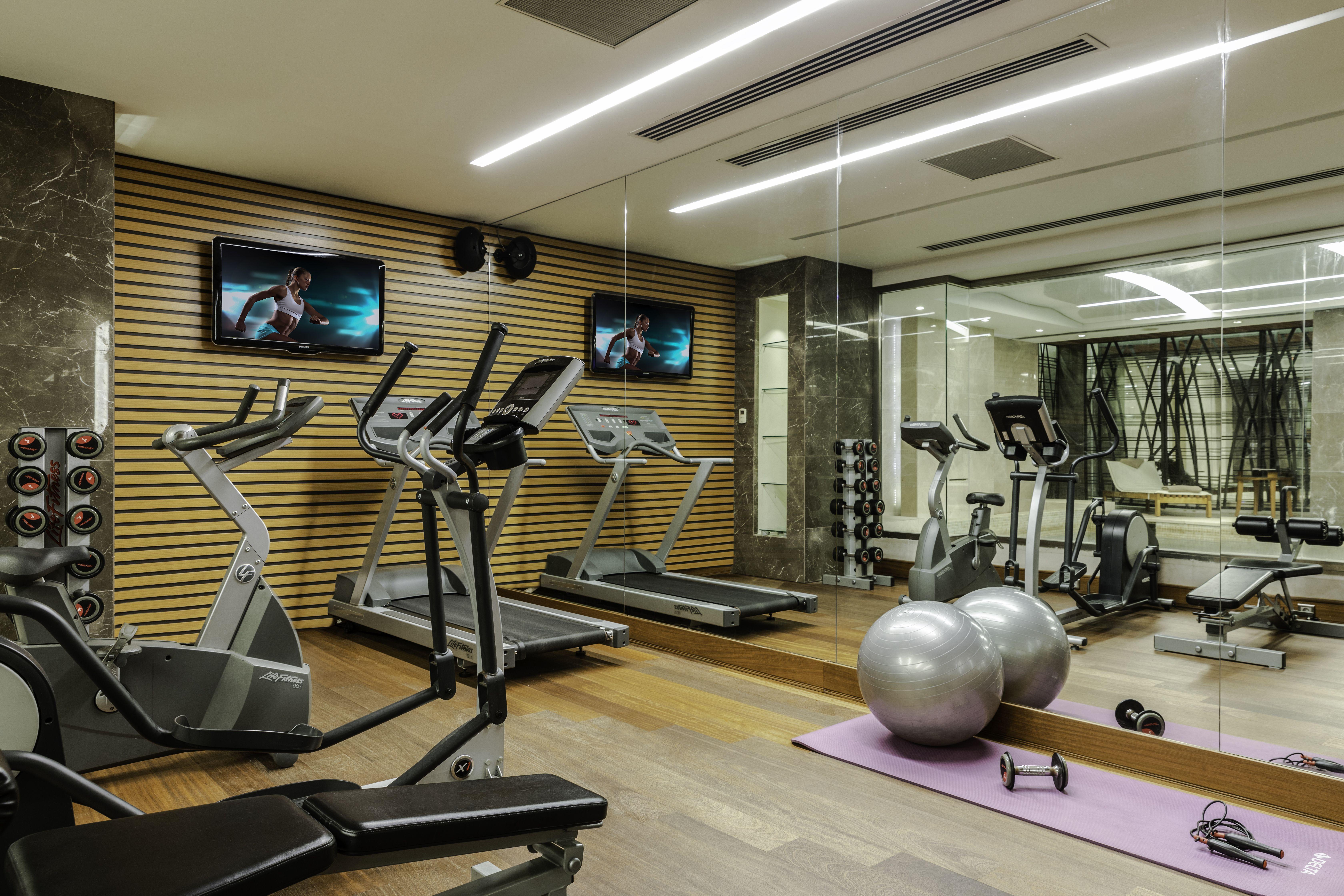Levni Hotel&SPA - Special Category Istanbul Exterior foto The gym at the hotel